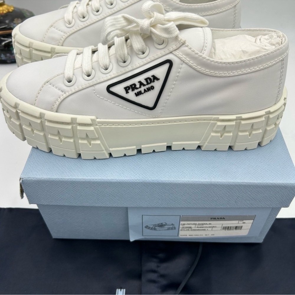 Women’s Prada double wheel chunky low top sneakers size 40 made in Italy - Picture 7 of 11